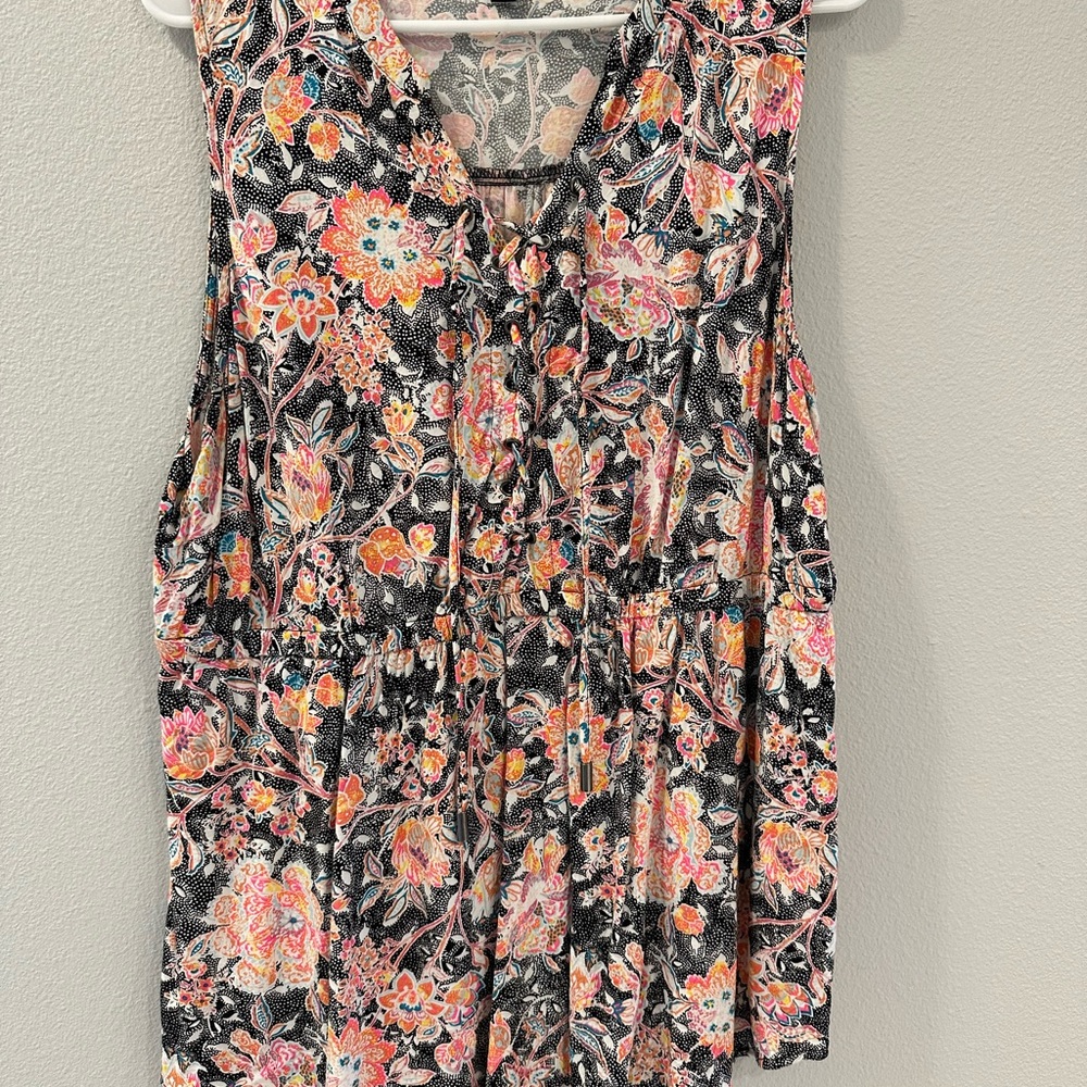 Torrid Black Floral Sleeveless Blouse